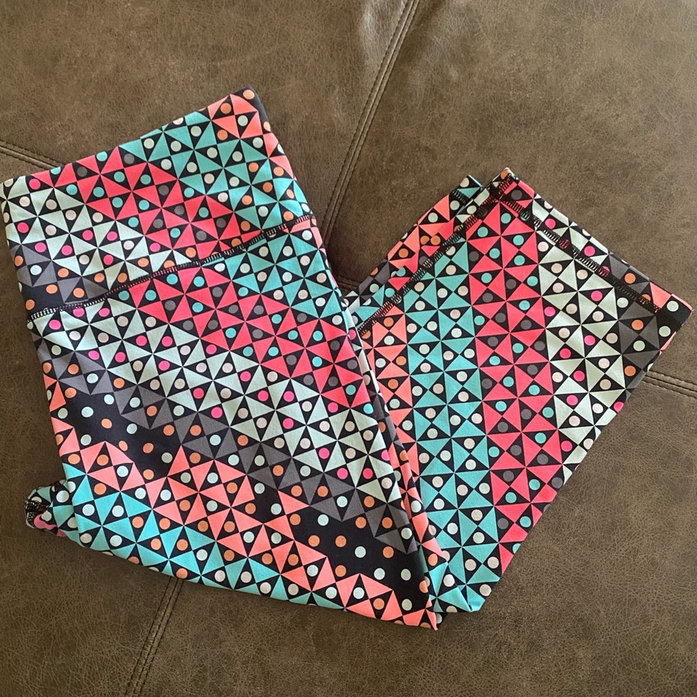 VSX Capri yoga pants